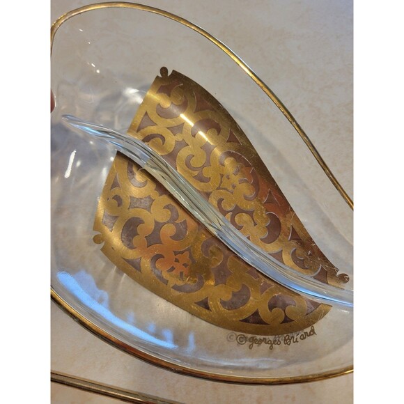 1966 Georges Briard Pickle Olive Leaf Shaped Serving Dish with Fork Glass Gold - Picture 9 of 10